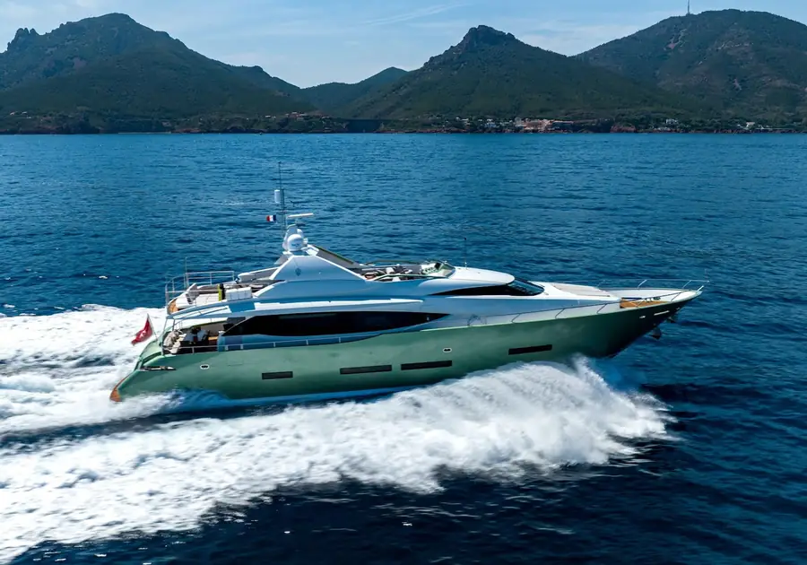 MANATEA yacht